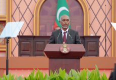 big_tJg12s9gtGhONYOC9DKortK53