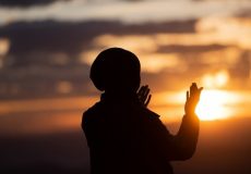 Muslim,Woman,Prayer,Praying,With,Hands,Up,Open,Doing,Dua