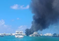 large_176284918247g1Yq